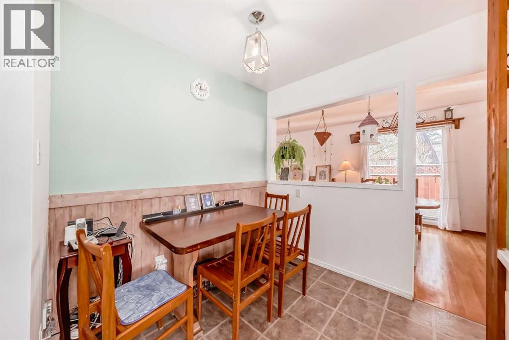 4508 Vandergrift Crescent Nw, Calgary, Alberta  T3A 0J2 - Photo 9 - A2269910