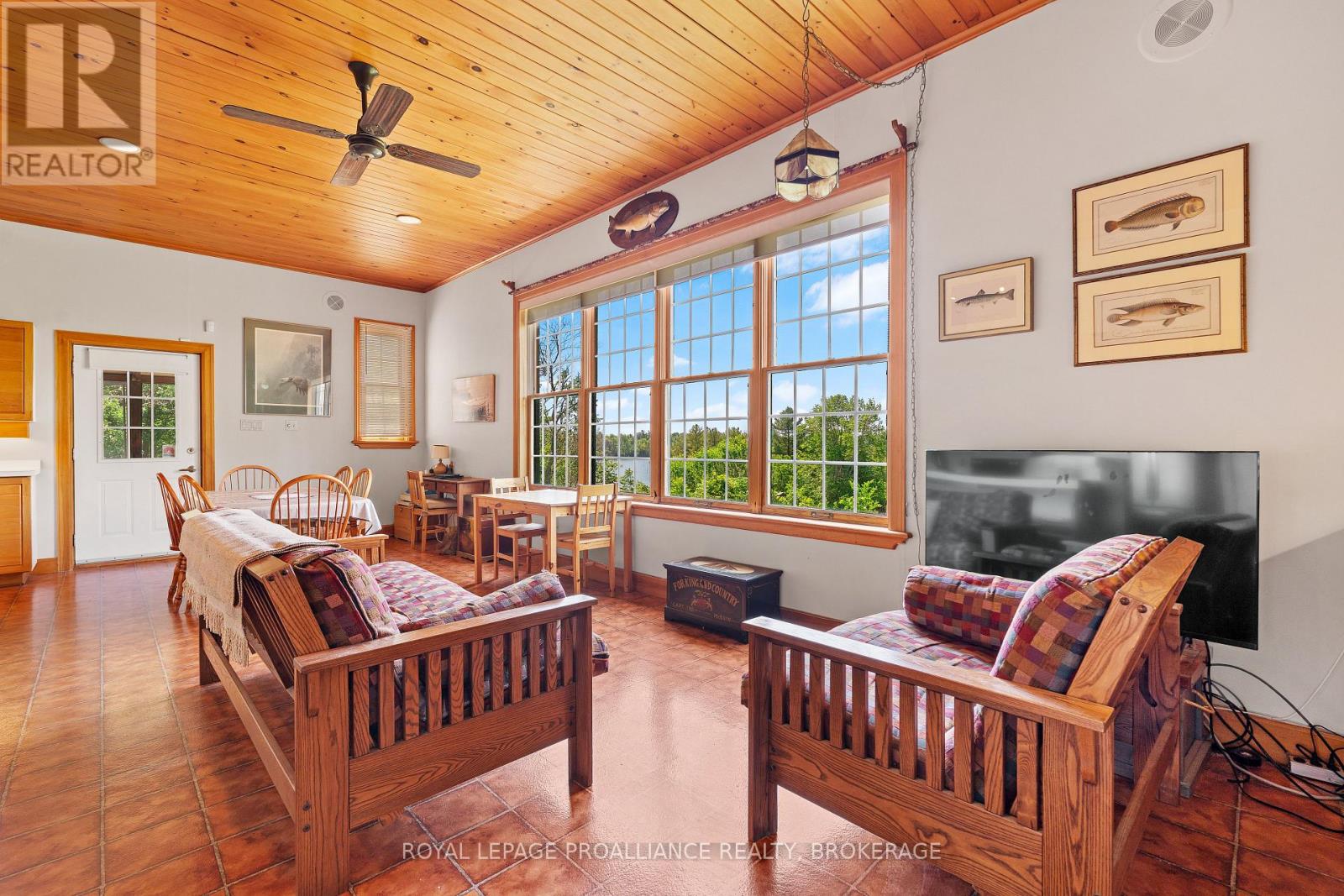 1597 Shales Road, Frontenac (Frontenac South), Ontario  K0H 2L0 - Photo 10 - X12532944