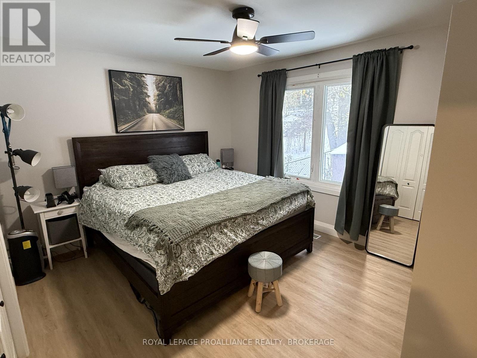 1000 Bourne Crescent, Kingston, Ontario  K7M 6N4 - Photo 13 - X12533136