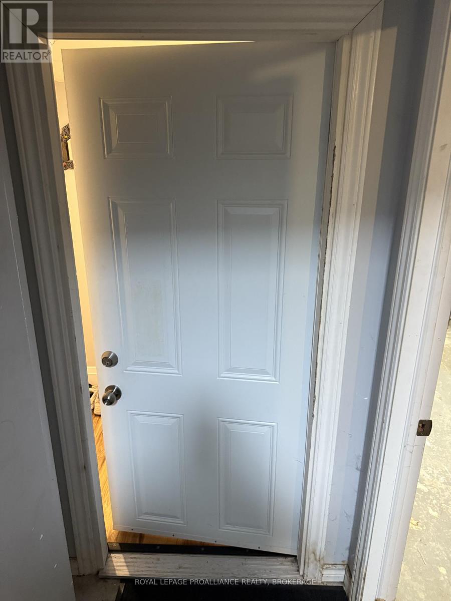 1000 Bourne Crescent, Kingston, Ontario  K7M 6N4 - Photo 17 - X12533136