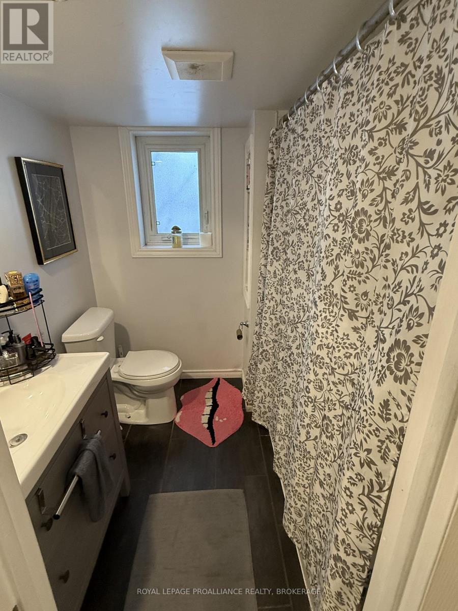 1000 Bourne Crescent, Kingston, Ontario  K7M 6N4 - Photo 24 - X12533136