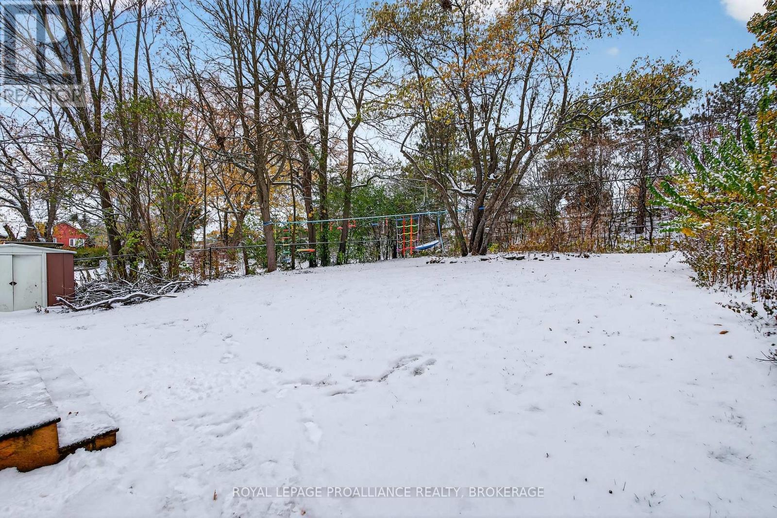 1000 Bourne Crescent, Kingston, Ontario  K7M 6N4 - Photo 3 - X12533136