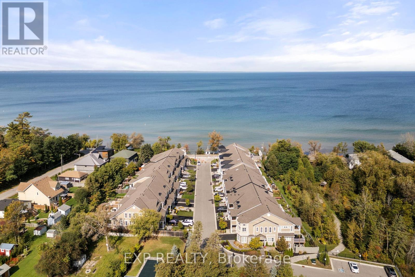 57 Courting House Place, Georgina, Ontario  L0E 1L0 - Photo 3 - N12356403