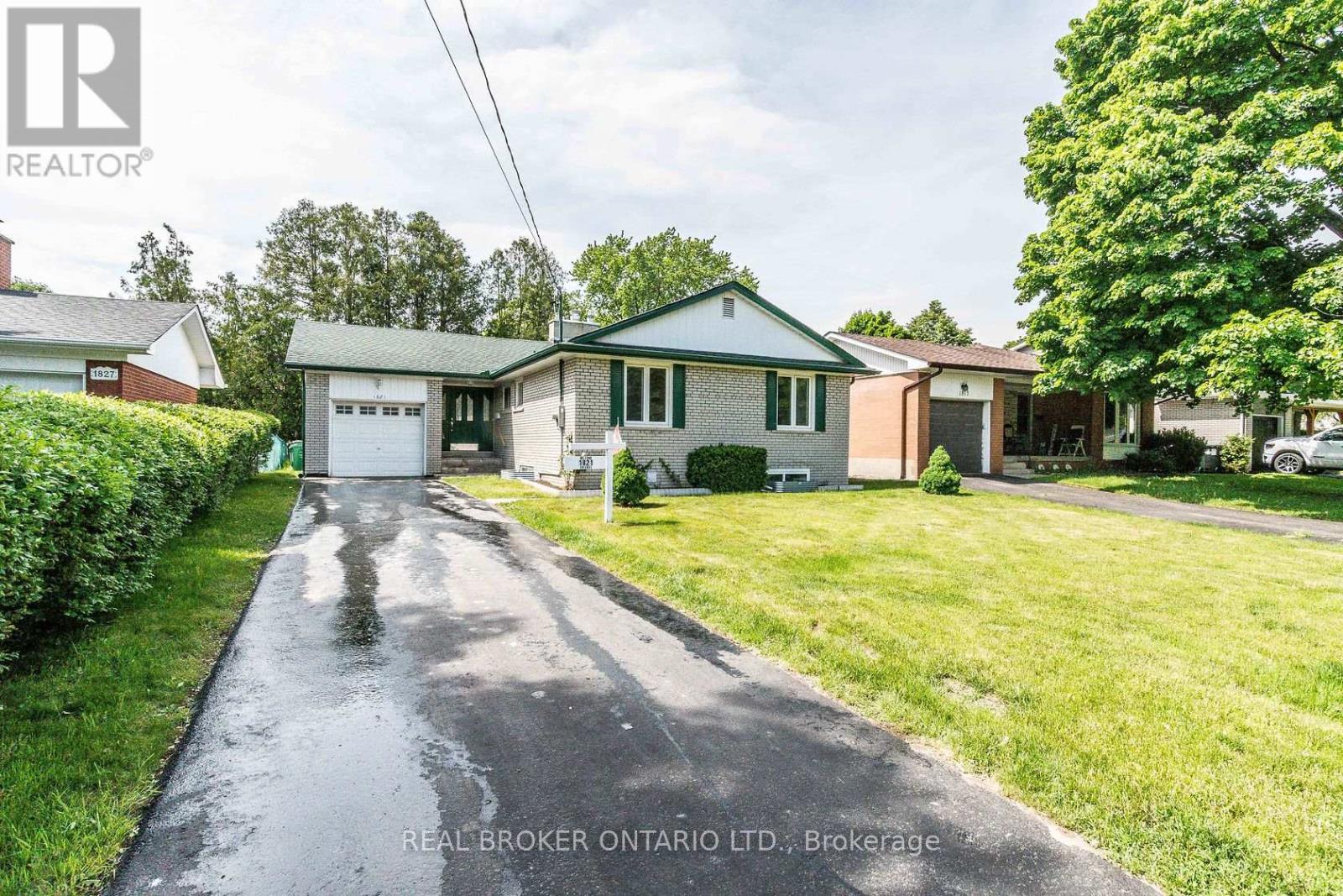 Upper - 1821 Truscott Drive, Mississauga, Ontario L5J 2A1 - Photo 38 - W12505940