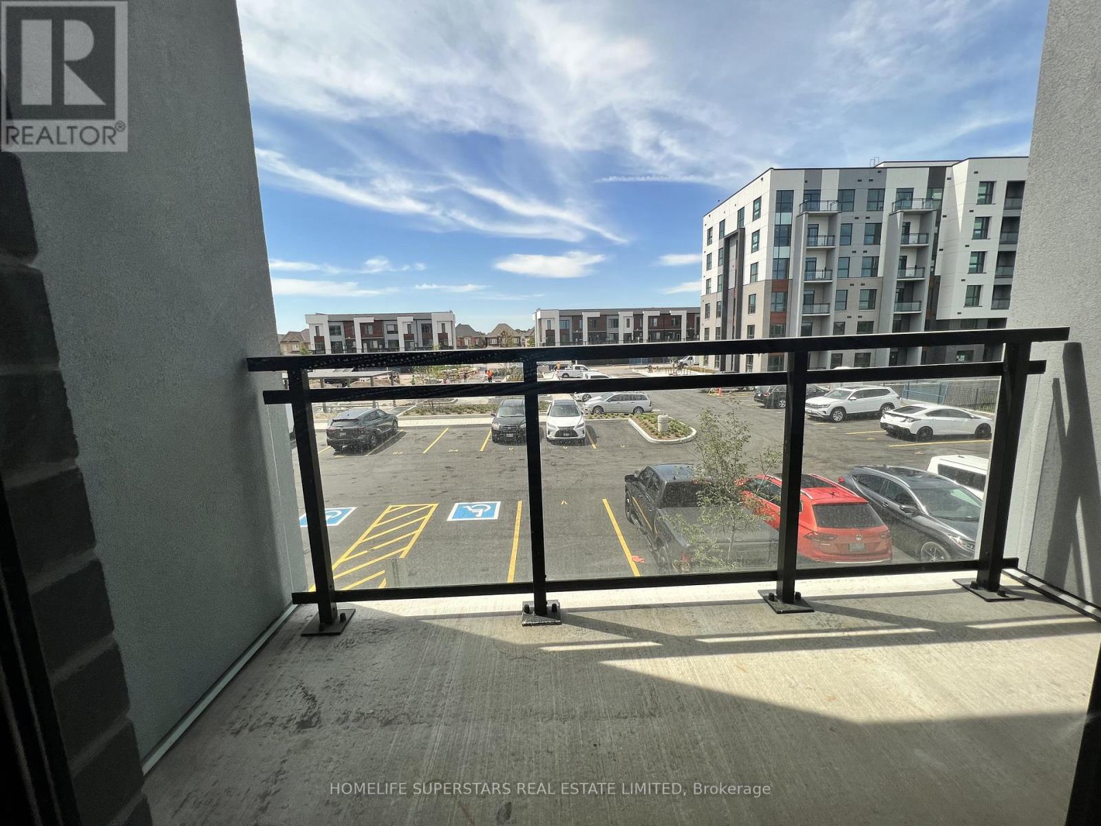 204 - 95 Dundas Street W, Oakville, Ontario  L6M 5N4 - Photo 12 - W12521908