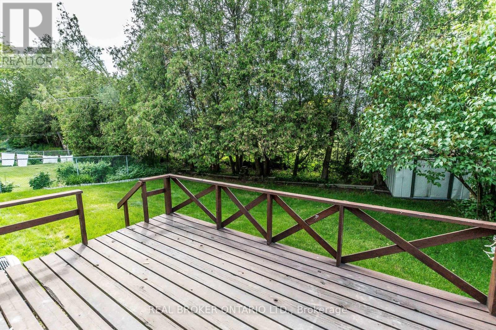 Upper - 1821 Truscott Drive, Mississauga, Ontario L5J 2A1 - Photo 25 - W12505940