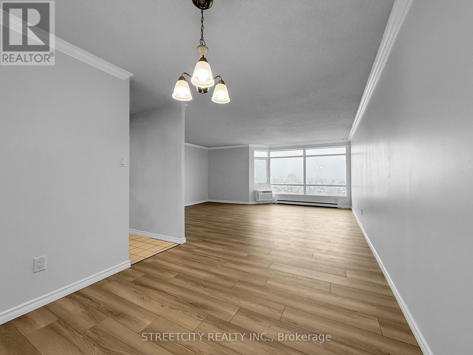 1714 - 45 Pond Mills Road, London South, Ontario  N5Z 4W5 - Photo 5 - X12532892