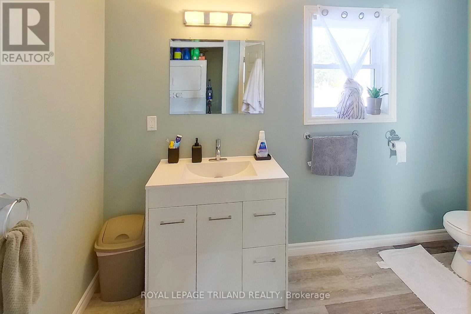 9664 Belmont Road, Central Elgin, Ontario  N5P 3S7 - Photo 34 - X12533188