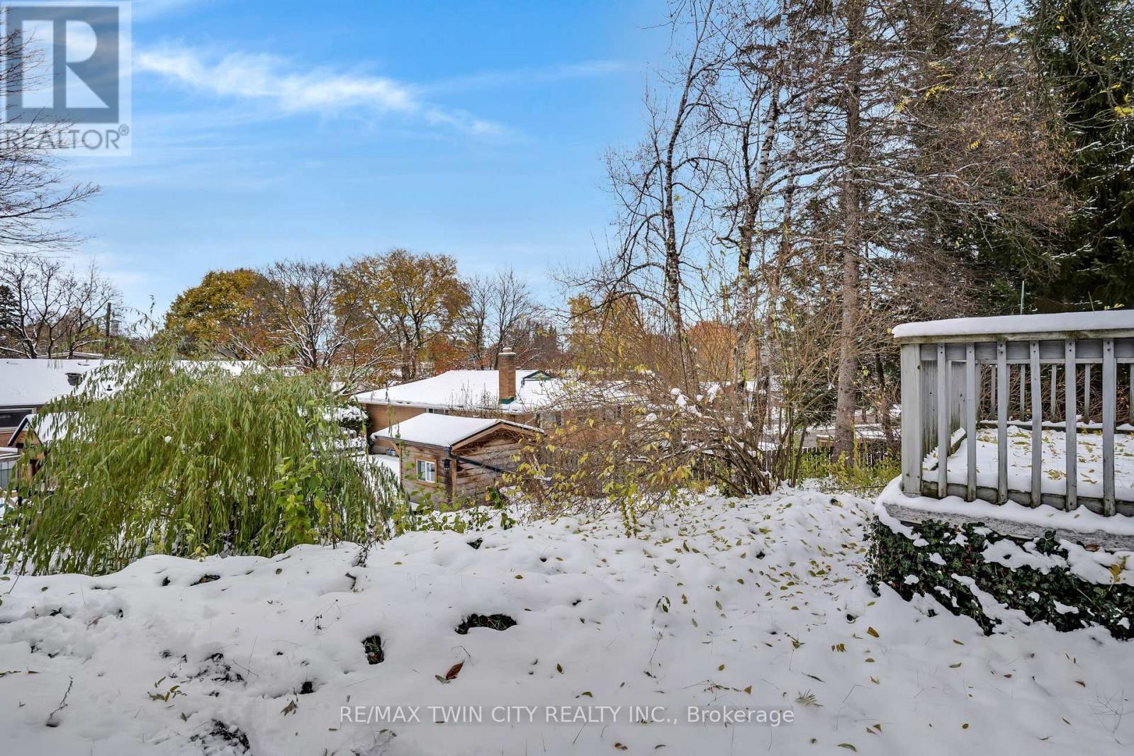 12 Sycamore Place, Kitchener, Ontario  N2M 4G1 - Photo 37 - X12532836