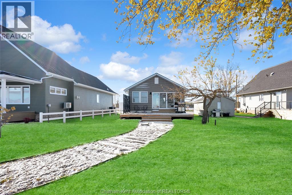 15970 Couture Beach Road, Tilbury, Ontario  N0P 2L0 - Photo 3 - 25028386