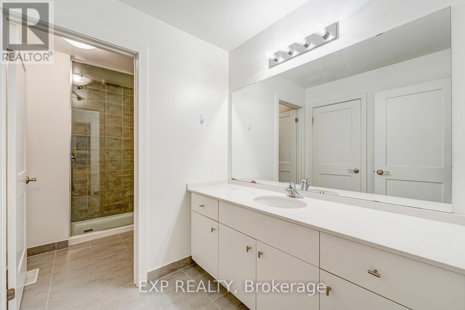 40 - 110 Fergus Avenue, Kitchener, Ontario  N2A 0K9 - Photo 37 - X12531034