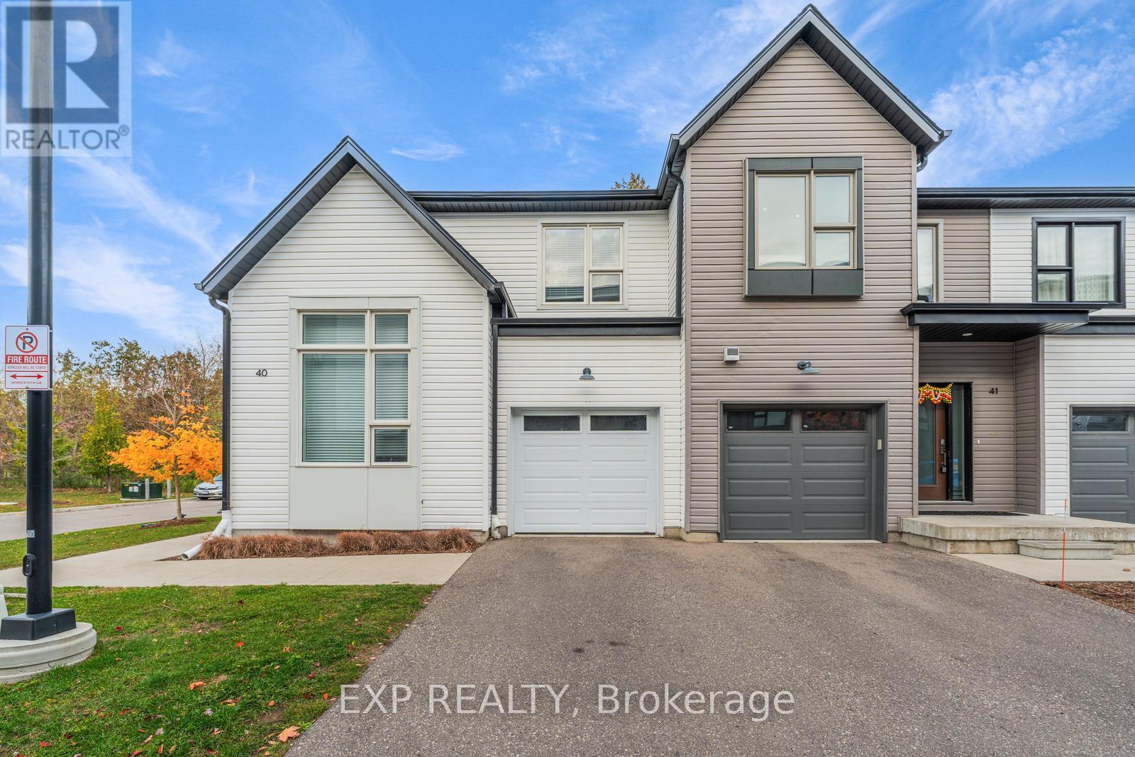 40 - 110 Fergus Avenue, Kitchener, Ontario  N2A 0K9 - Photo 2 - X12531034