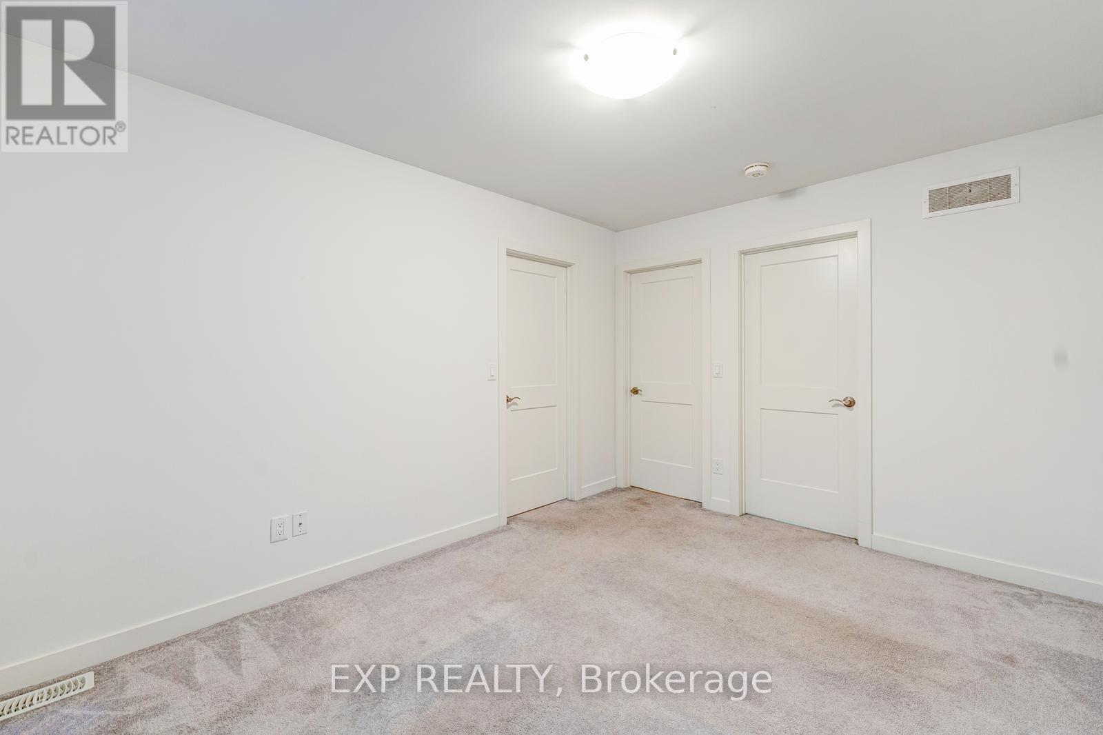 40 - 110 Fergus Avenue, Kitchener, Ontario  N2A 0K9 - Photo 34 - X12531034