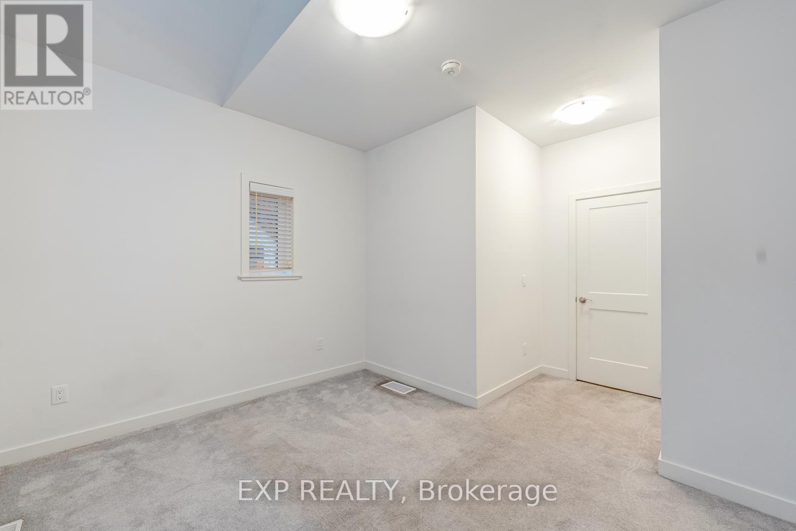 40 - 110 Fergus Avenue, Kitchener, Ontario  N2A 0K9 - Photo 19 - X12531034