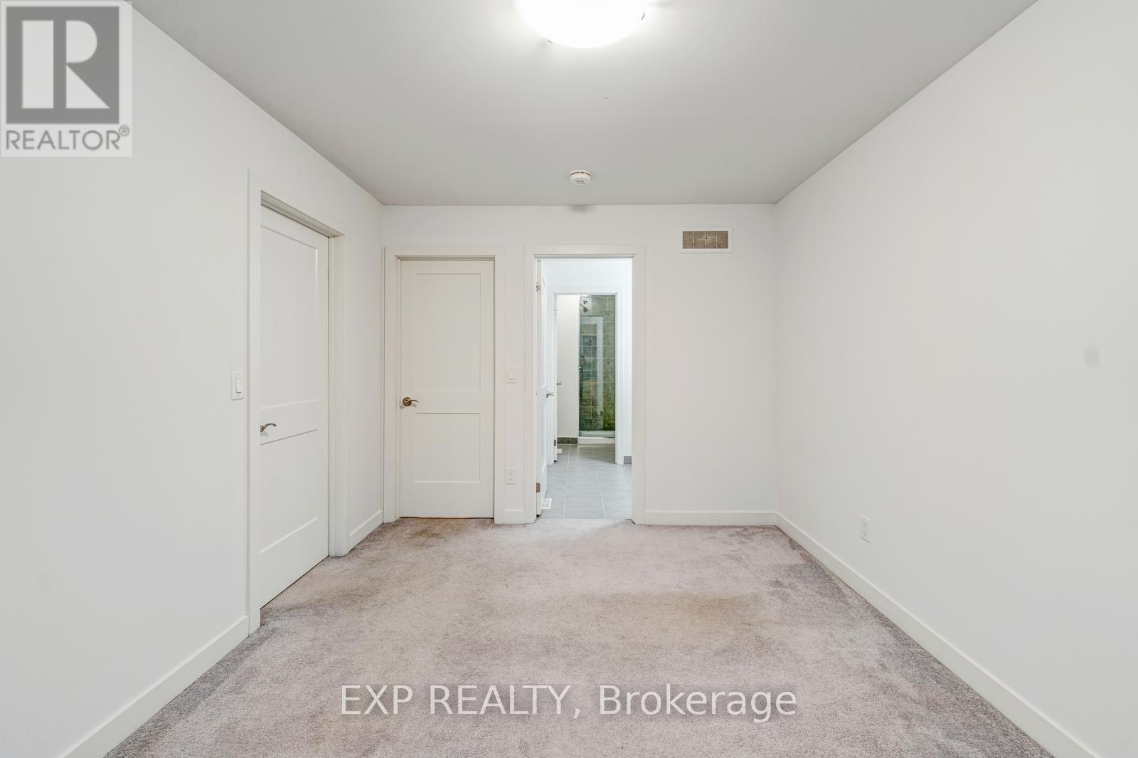 40 - 110 Fergus Avenue, Kitchener, Ontario  N2A 0K9 - Photo 36 - X12531034