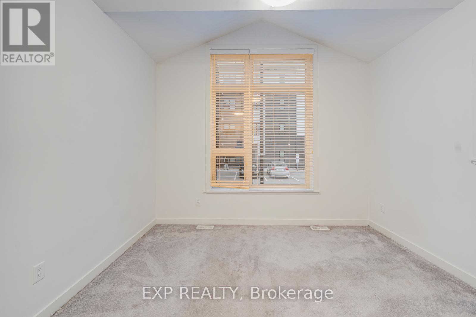 40 - 110 Fergus Avenue, Kitchener, Ontario  N2A 0K9 - Photo 32 - X12531034