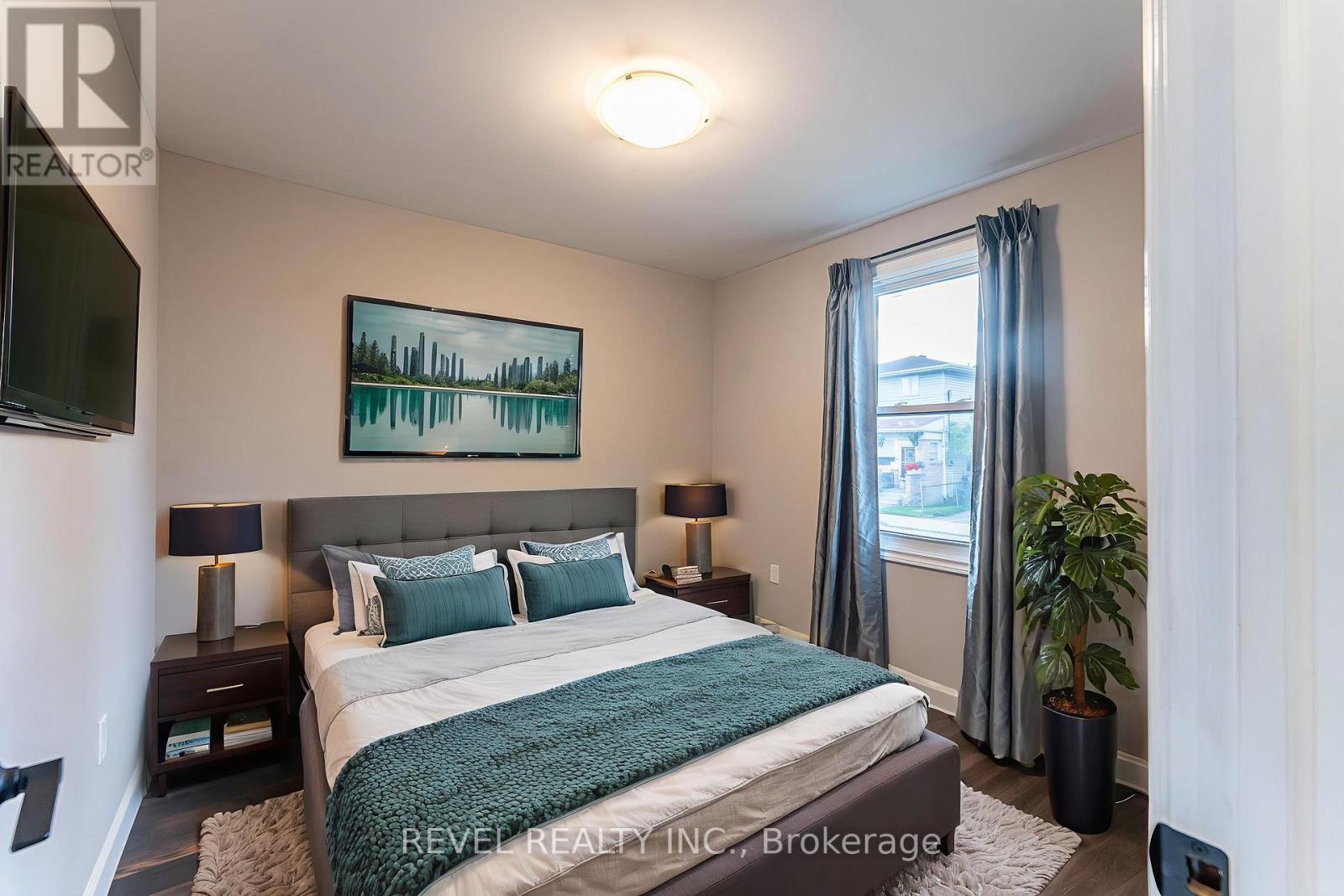 222 Kensington Avenue N, Hamilton, Ontario  L8L 7N7 - Photo 11 - X12487822