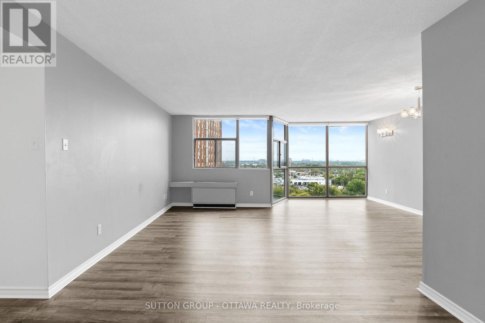 1111 - 2760 Carousel Crescent, Ottawa, Ontario K1T 2N4 - Photo 10 - X12533066