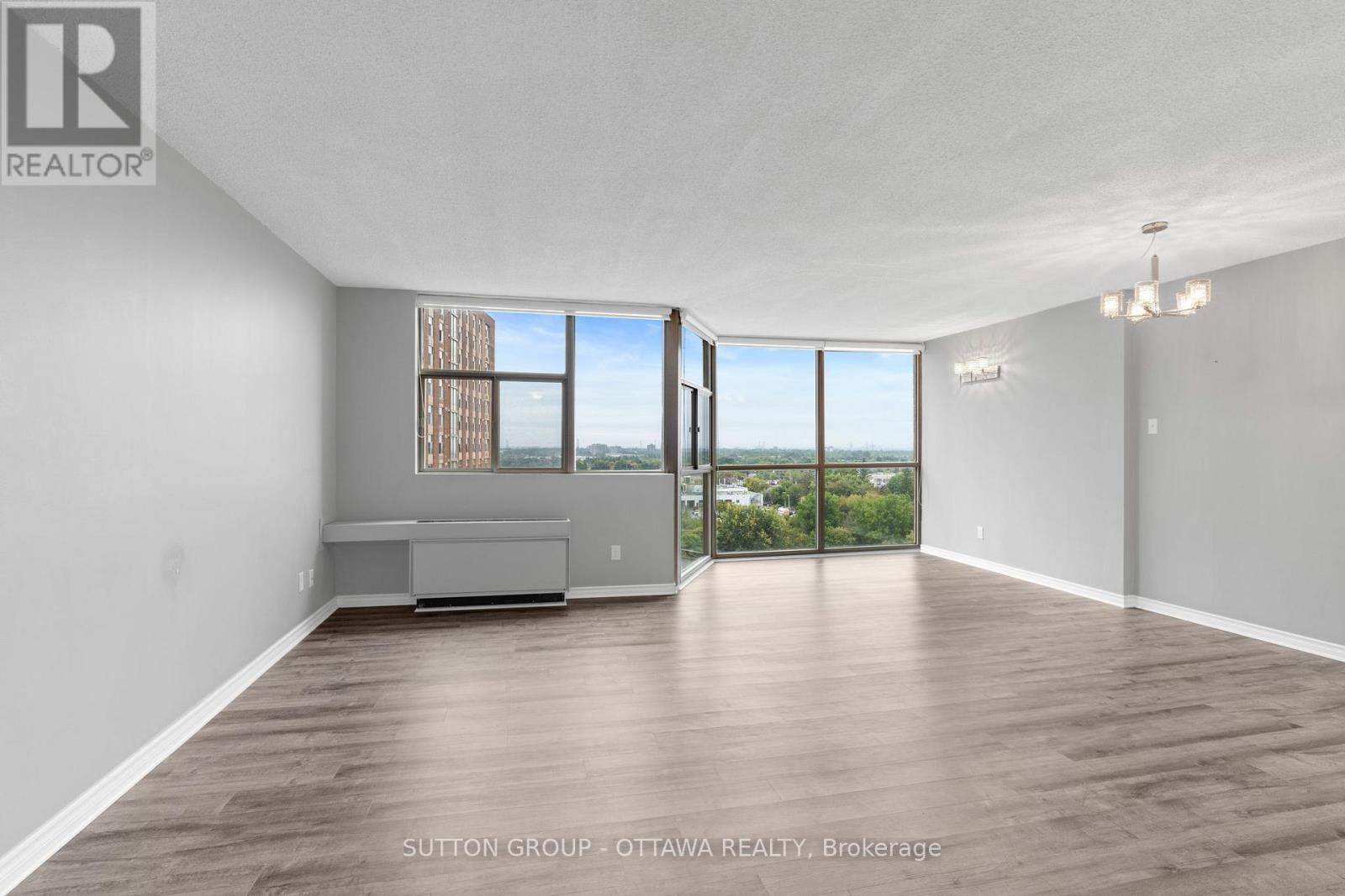 1111 - 2760 Carousel Crescent, Ottawa, Ontario K1T 2N4 - Photo 11 - X12533066