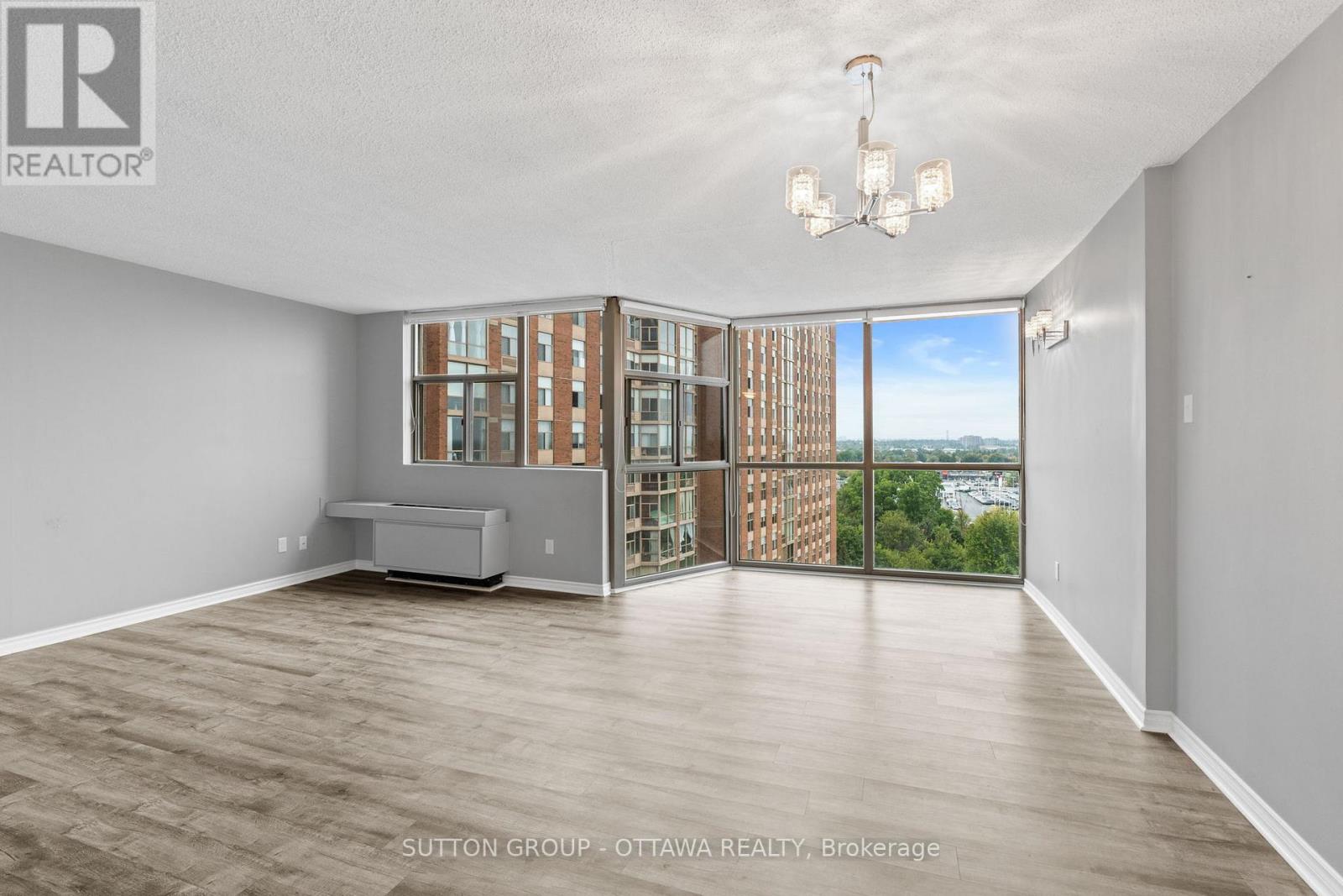 1111 - 2760 Carousel Crescent, Ottawa, Ontario K1T 2N4 - Photo 16 - X12533066