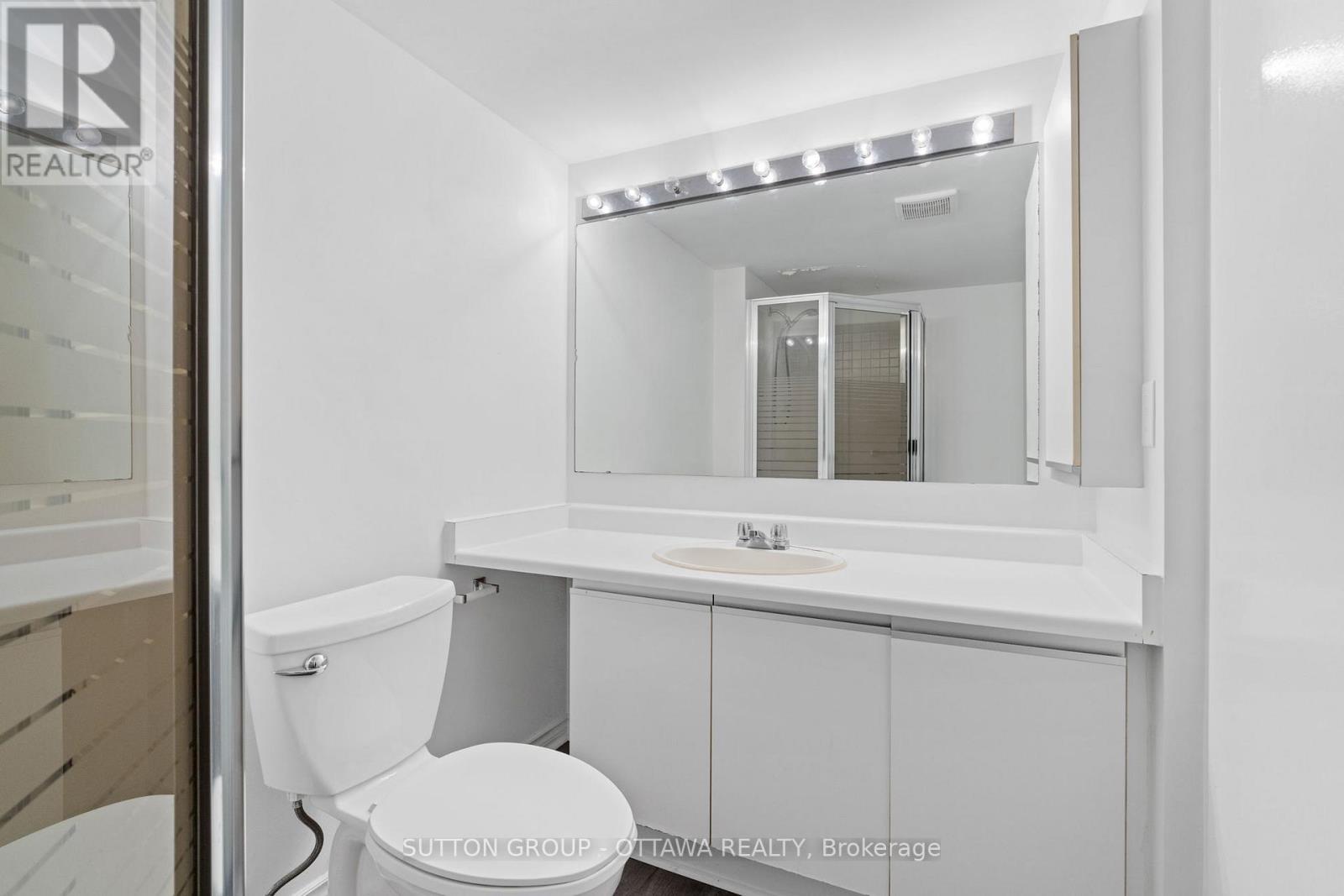 1111 - 2760 Carousel Crescent, Ottawa, Ontario K1T 2N4 - Photo 26 - X12533066