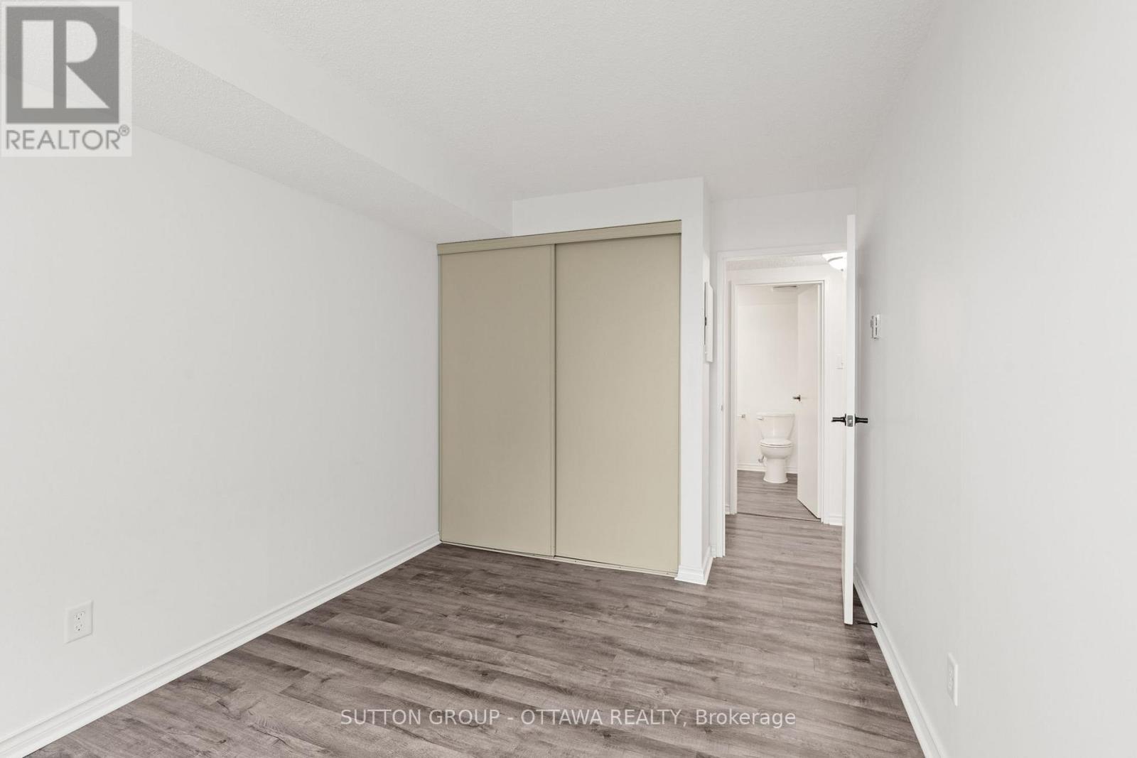 1111 - 2760 Carousel Crescent, Ottawa, Ontario K1T 2N4 - Photo 28 - X12533066