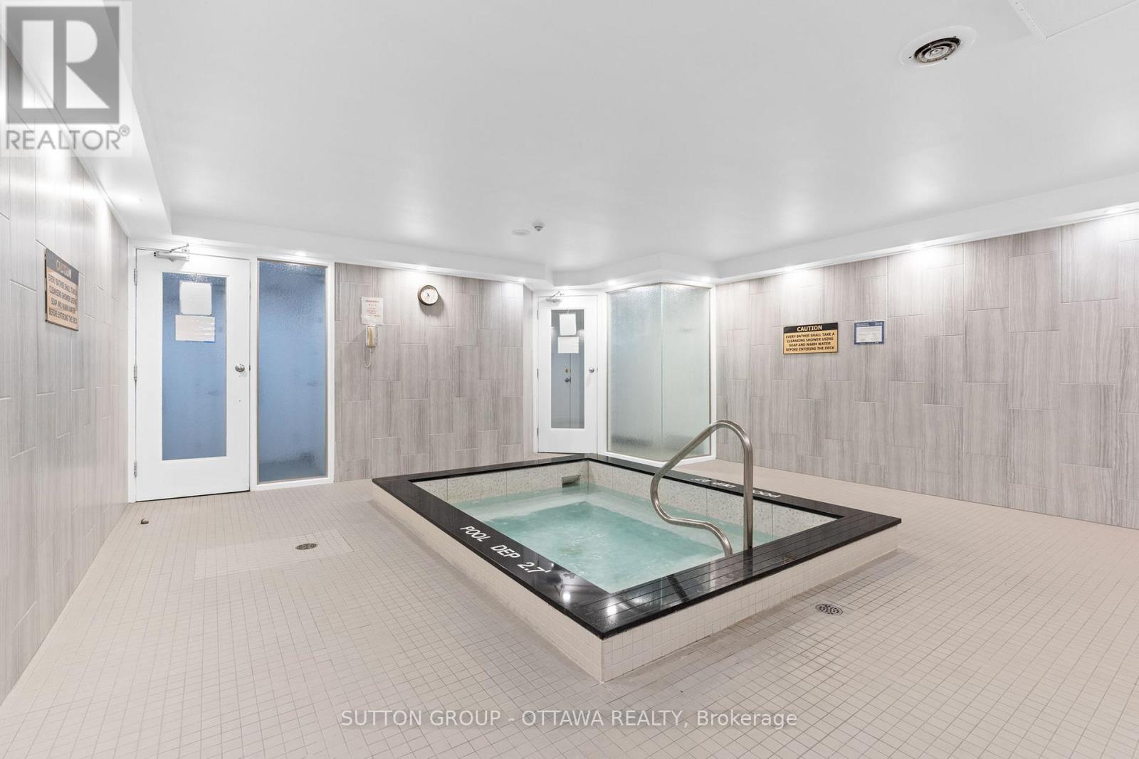 1111 - 2760 Carousel Crescent, Ottawa, Ontario K1T 2N4 - Photo 36 - X12533066