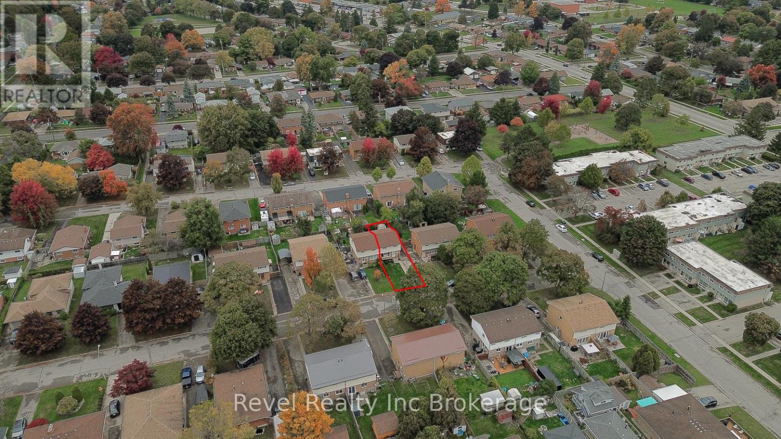 1011b Vanier Avenue, Woodstock, Ontario N4S 4K5 - Photo 5 - X12532932