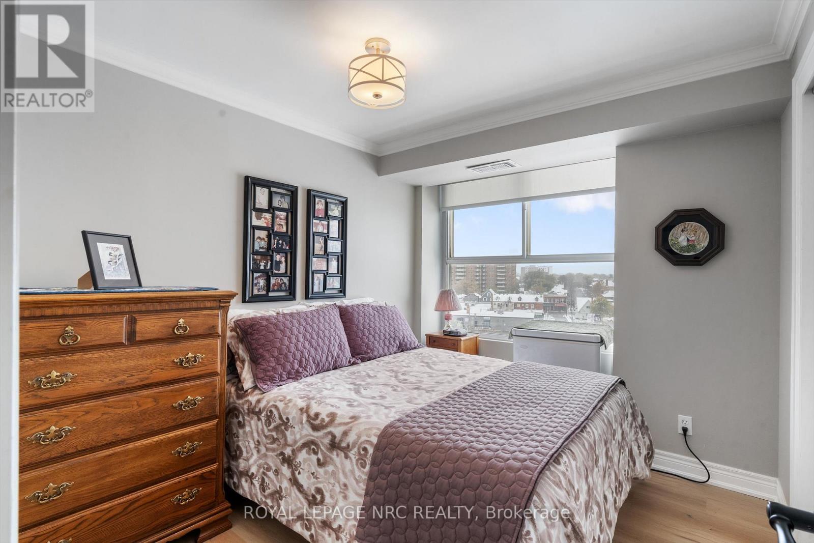 901 - 7 Gale Crescent, St. Catharines, Ontario  L2R 7M8 - Photo 11 - X12533182