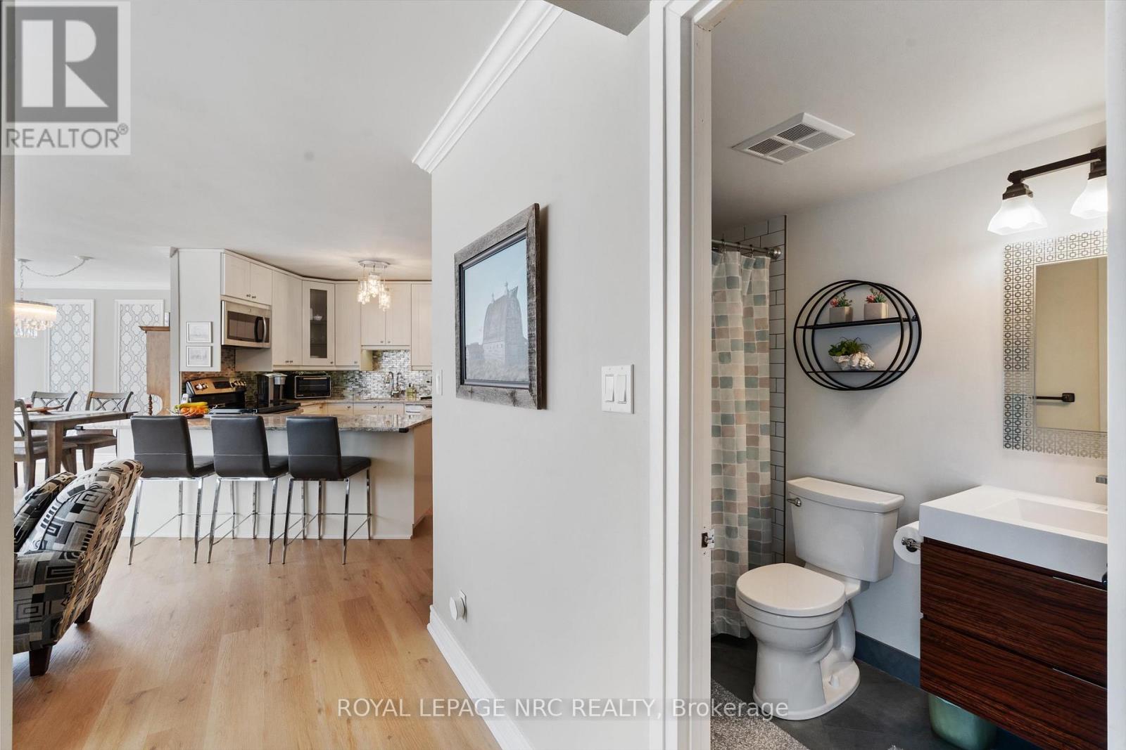 901 - 7 Gale Crescent, St. Catharines, Ontario  L2R 7M8 - Photo 14 - X12533182