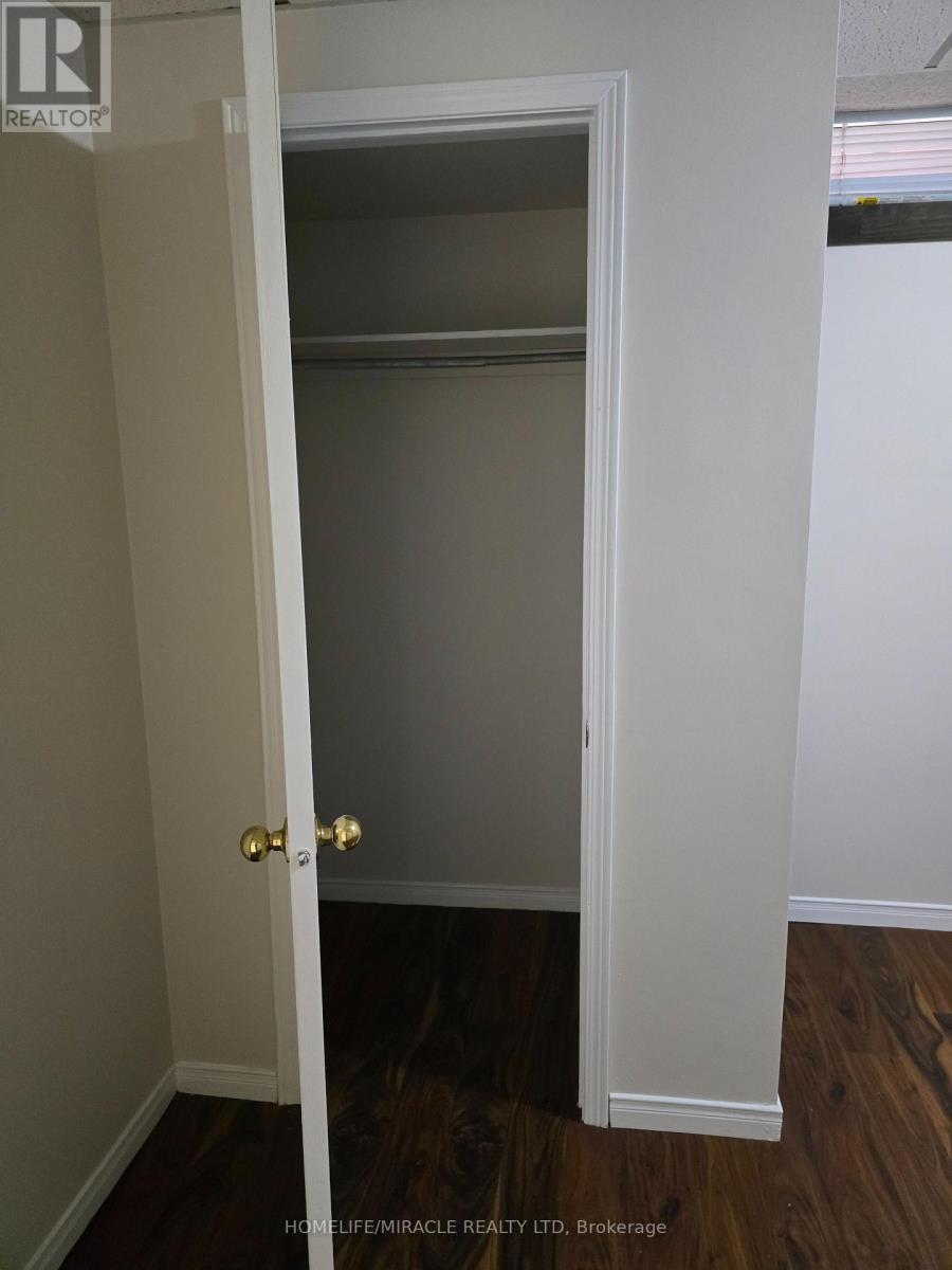 Bsmt - 1128 Swinbourne Drive, Mississauga, Ontario L5V 1C2 - Photo 10 - W12488158