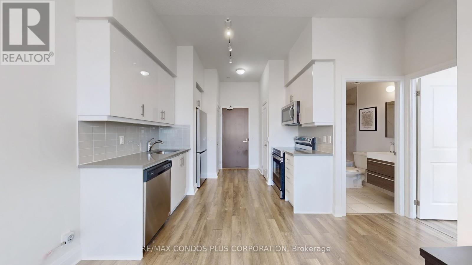 2409 - 17 Zorra Street, Toronto, Ontario  M8Z 0C8 - Photo 11 - W12530214