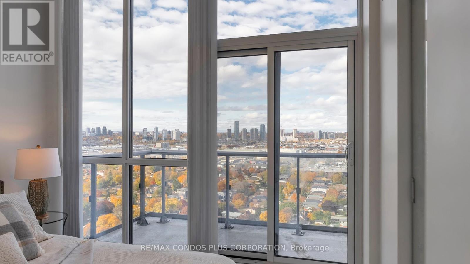 2409 - 17 Zorra Street, Toronto, Ontario  M8Z 0C8 - Photo 4 - W12530214