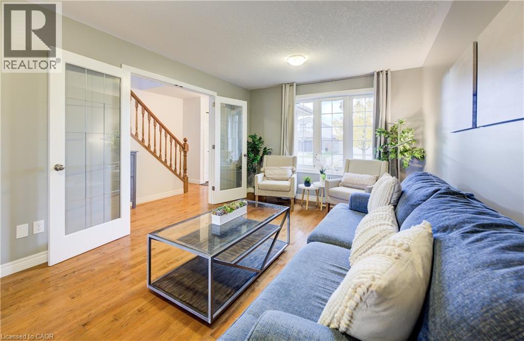 213 Falcon Drive, Woodstock, Ontario  N4T 1W5 - Photo 6 - 40786643