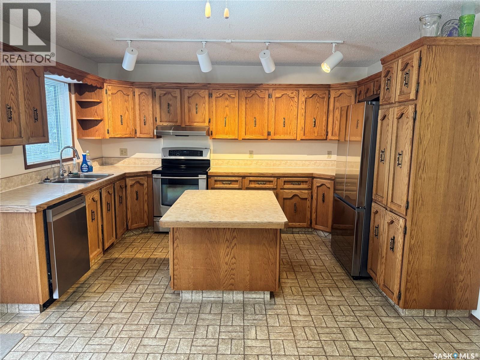 742 Wollaston Court, Saskatoon, Saskatchewan  S7J 4E5 - Photo 13 - SK023704