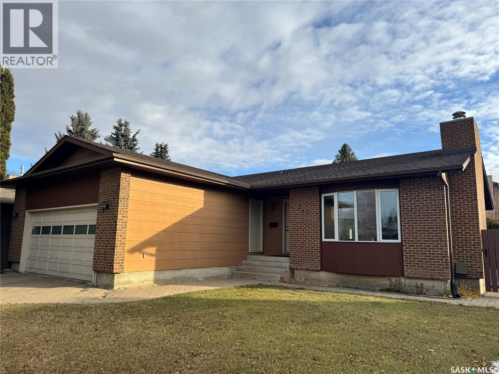 742 Wollaston Court, Saskatoon, Saskatchewan  S7J 4E5 - Photo 1 - SK023704