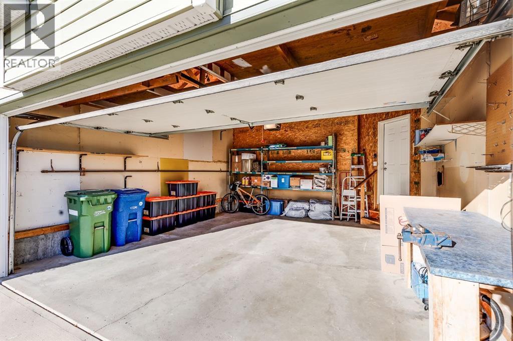 1808 Meadowbrook Gate Se, Airdrie, Alberta  T4A 2B4 - Photo 37 - A2269704