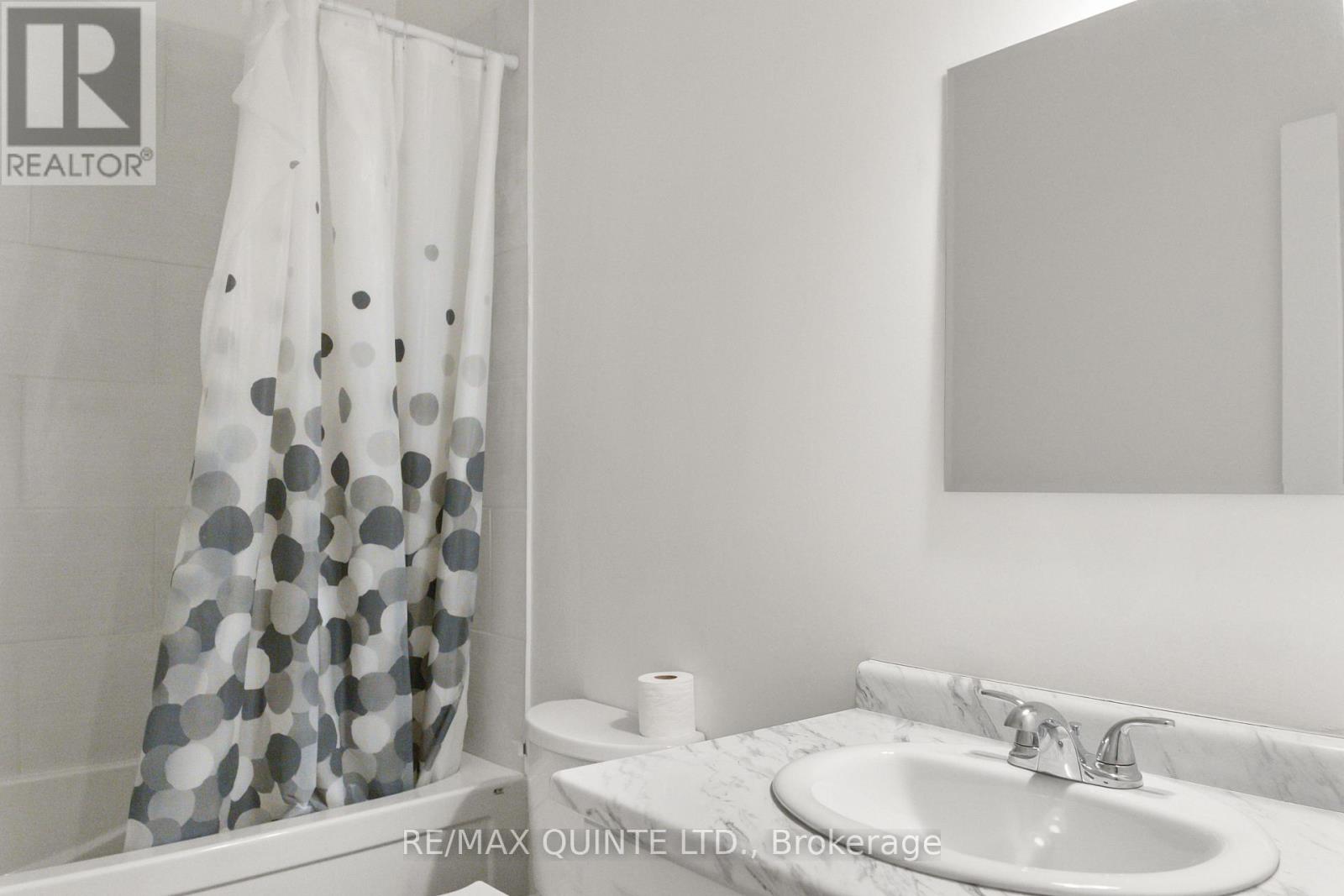 101 - 363 Front Street, Belleville, Ontario K8N 2Z9 - Photo 13 - X12532888