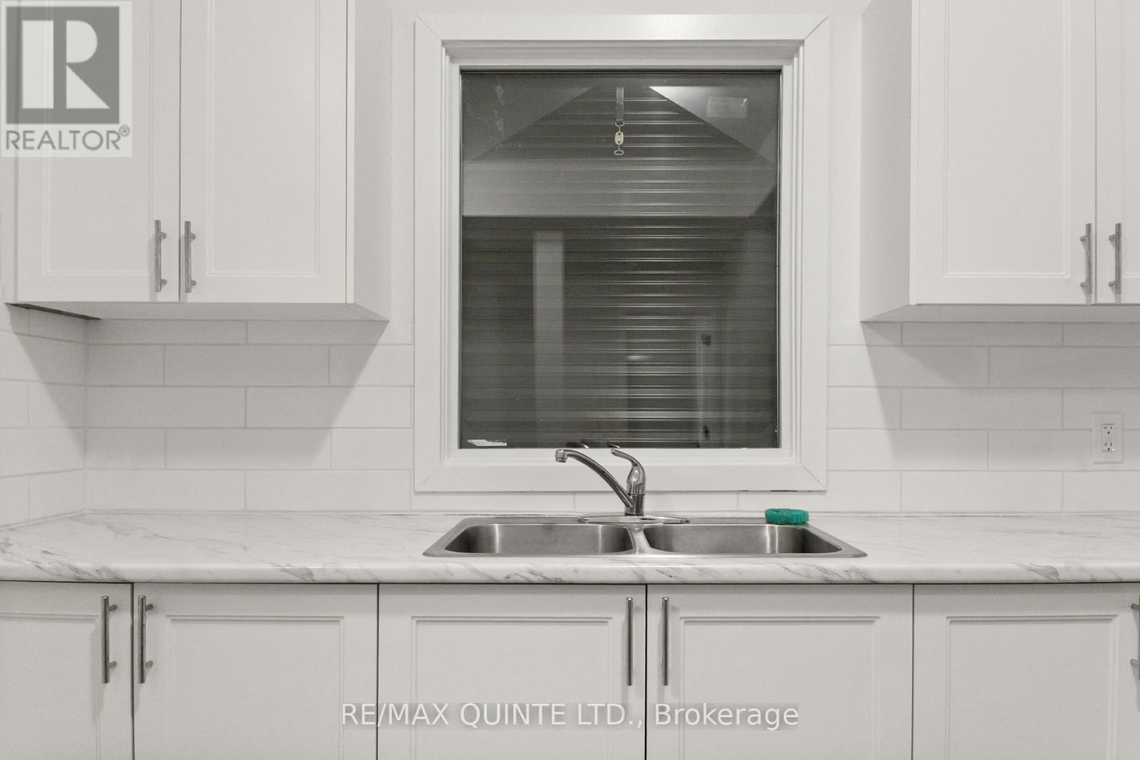 101 - 363 Front Street, Belleville, Ontario K8N 2Z9 - Photo 7 - X12532888