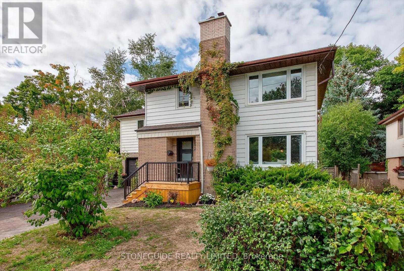 754 Hopkins Avenue, Peterborough, Ontario  K9J 4Y5 - Photo 2 - X12533000