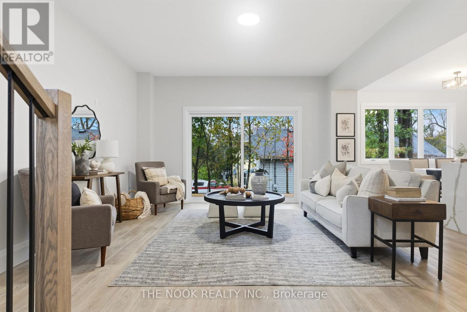 50 Russell Street E, Kawartha Lakes, Ontario K9V 2A6 - Photo 10 - X12533052