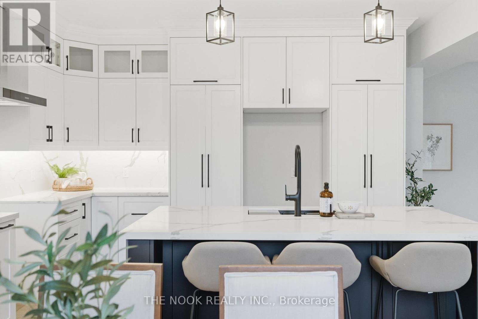 50 Russell Street E, Kawartha Lakes, Ontario K9V 2A6 - Photo 15 - X12533052