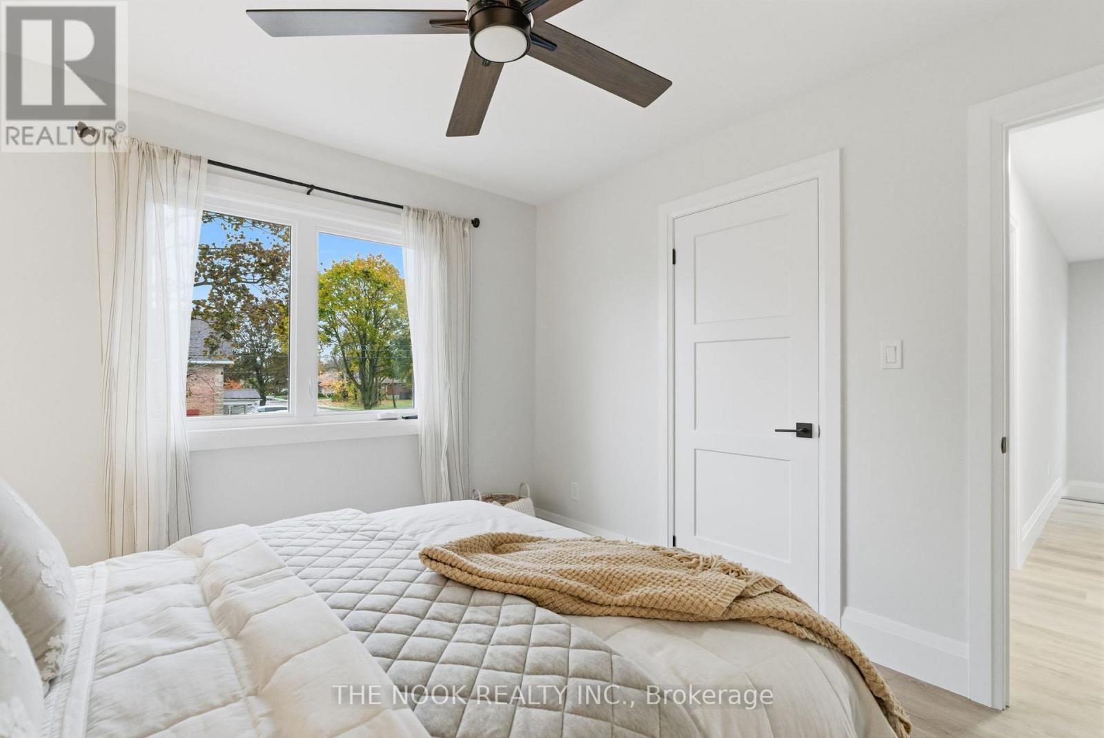 50 Russell Street E, Kawartha Lakes, Ontario K9V 2A6 - Photo 37 - X12533052