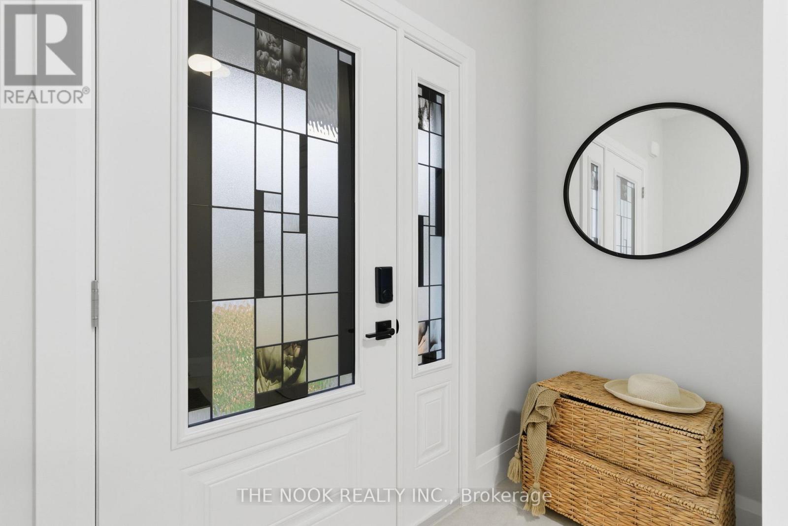 50 Russell Street E, Kawartha Lakes, Ontario K9V 2A6 - Photo 5 - X12533052