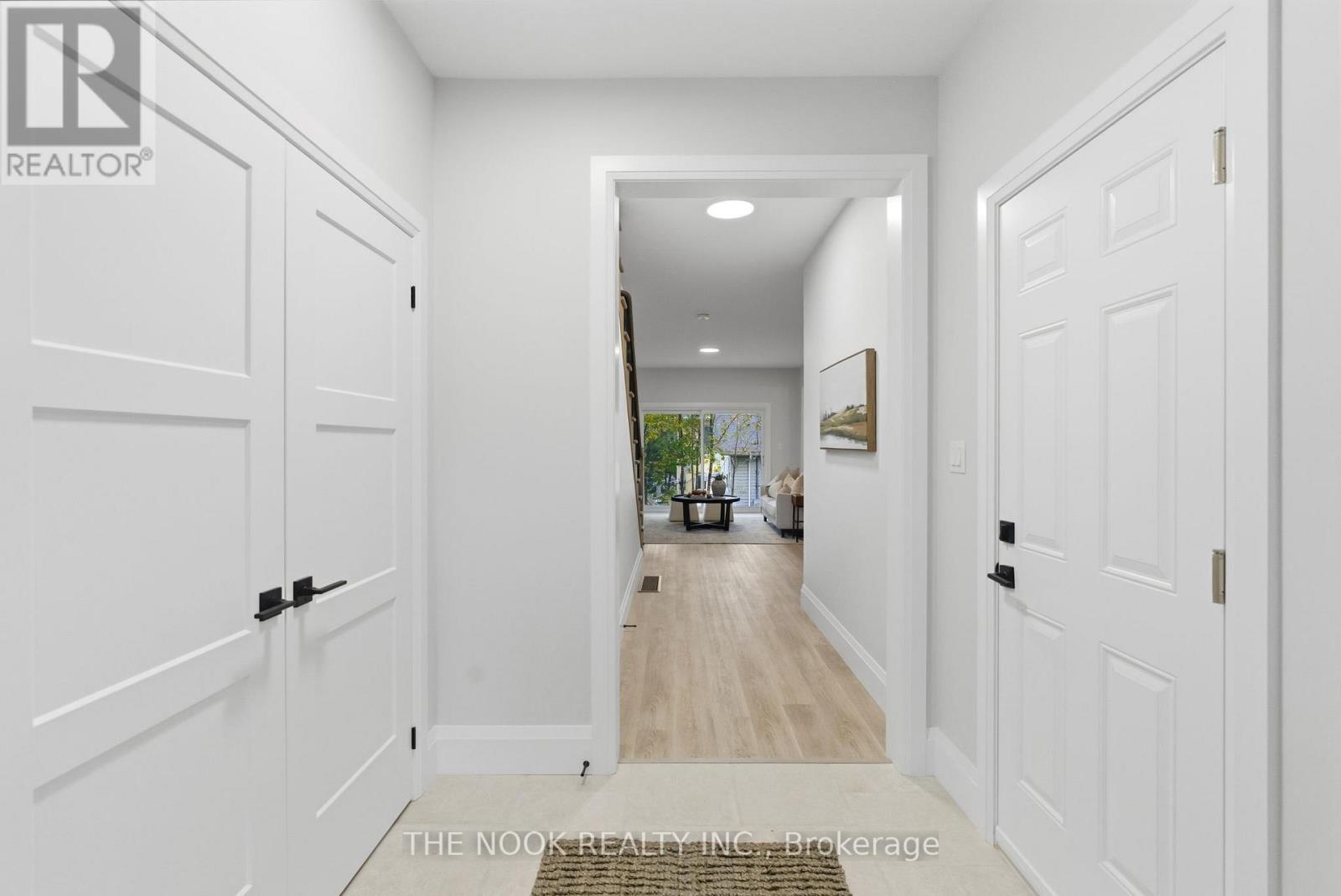 50 Russell Street E, Kawartha Lakes, Ontario K9V 2A6 - Photo 6 - X12533052