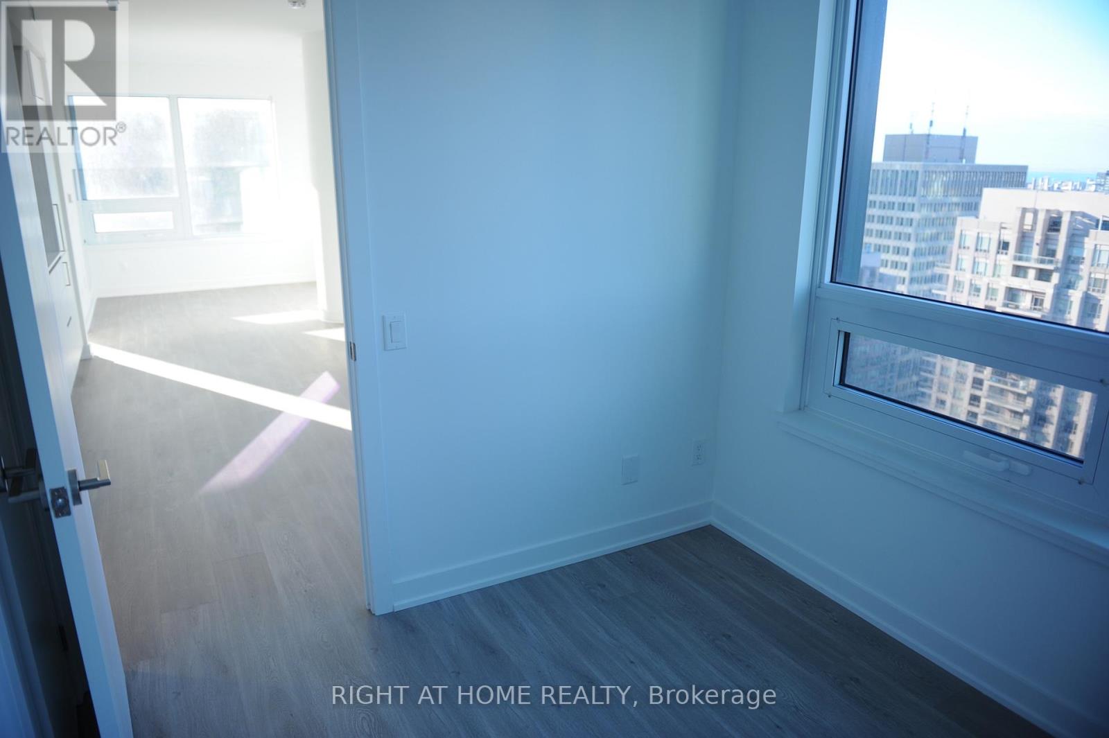 3816 - 8 Wellesley Street W, Toronto, Ontario  M4Y 0J5 - Photo 19 - C12532884