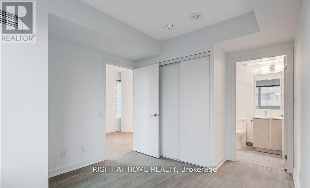 3816 - 8 Wellesley Street W, Toronto, Ontario  M4Y 0J5 - Photo 24 - C12532884