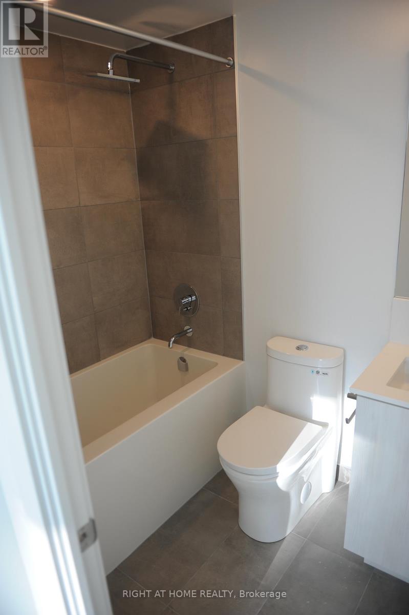 3816 - 8 Wellesley Street W, Toronto, Ontario  M4Y 0J5 - Photo 26 - C12532884