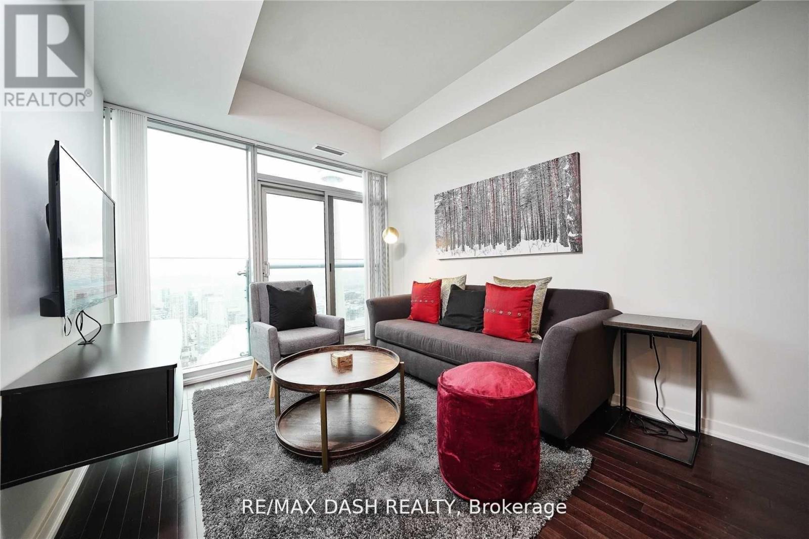 6007 - 14 York Street, Toronto, Ontario  M5J 2Z2 - Photo 4 - C12533004