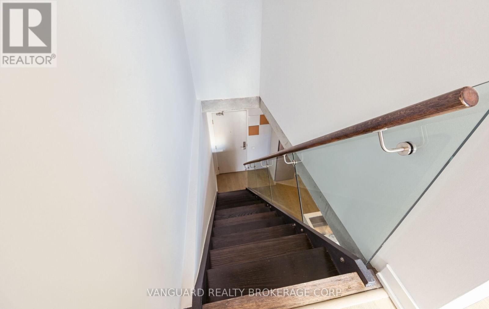 1010 - 39 Brant Street, Toronto, Ontario  M5V 0M8 - Photo 24 - C12533070